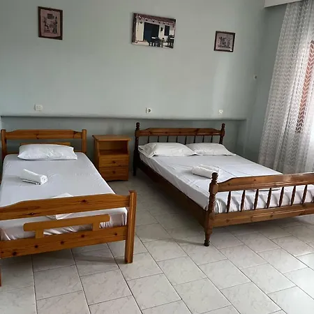 Christos Apartment *