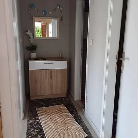 Christos Appartement Vrasná